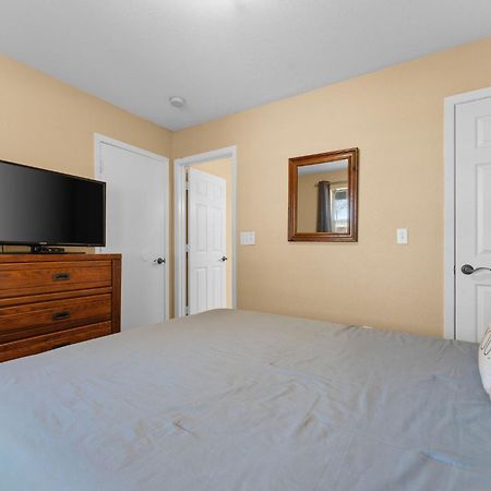 Cozy Top Floor 2Br Condo With View And Amenities!! Point Lookout Екстериор снимка