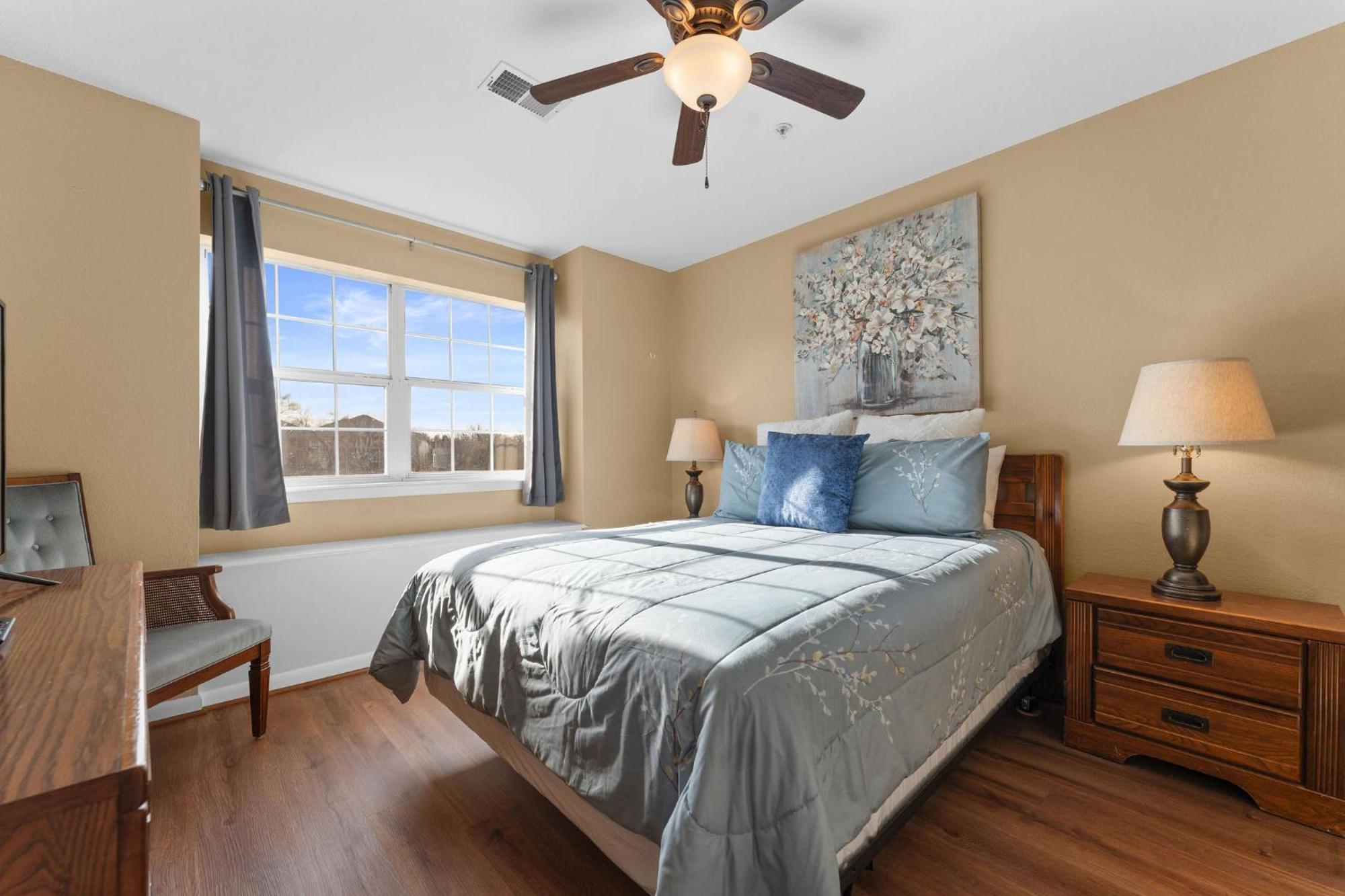 Cozy Top Floor 2Br Condo With View And Amenities!! Point Lookout Екстериор снимка